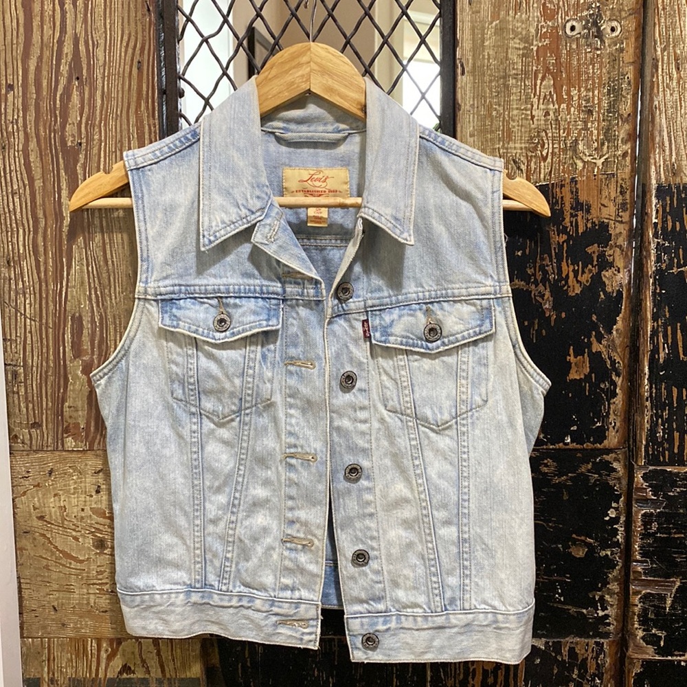 Levis Denim Trucker Vest